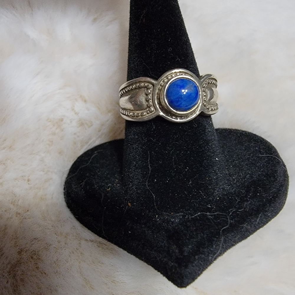 Denim lapis ring.  Size 7.  In SS.